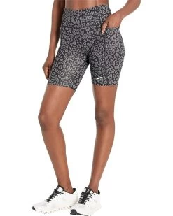 Brooks Moment 8" Shorts